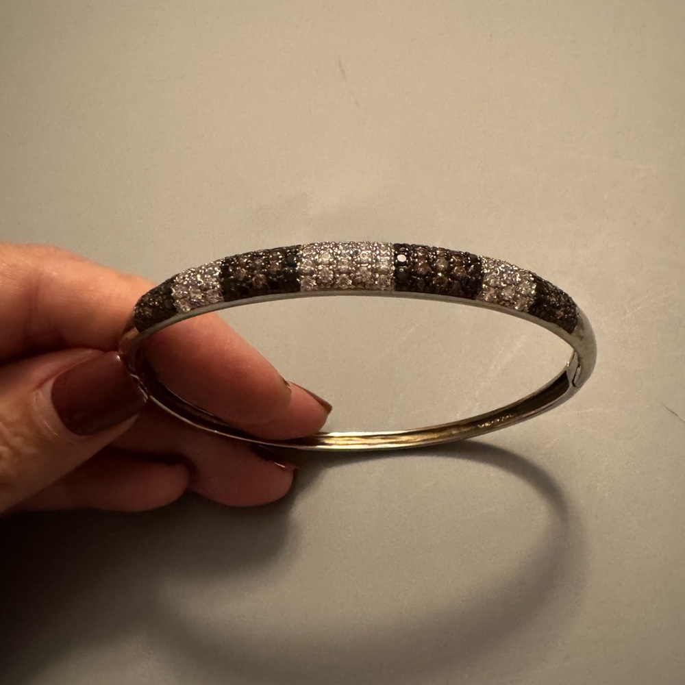 Elegant silver and Brown Bangle Bracelet like new